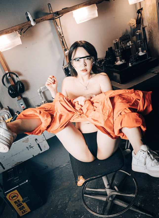 孫樂樂 – NO.049 [Loozy] Where Are My Tools[86P-1.89GB]预览图 2