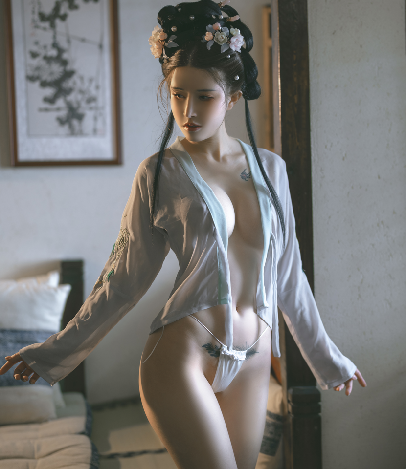 【抢鲜】鹿八岁baby – X铁手叫兽 汉服 [58P1V-2.93GB]预览图 3