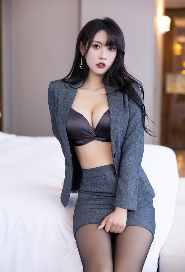 [XiuRen秀人网] 2022.09.13 NO.5575 林子遥 [86+1P732M]预览图 2