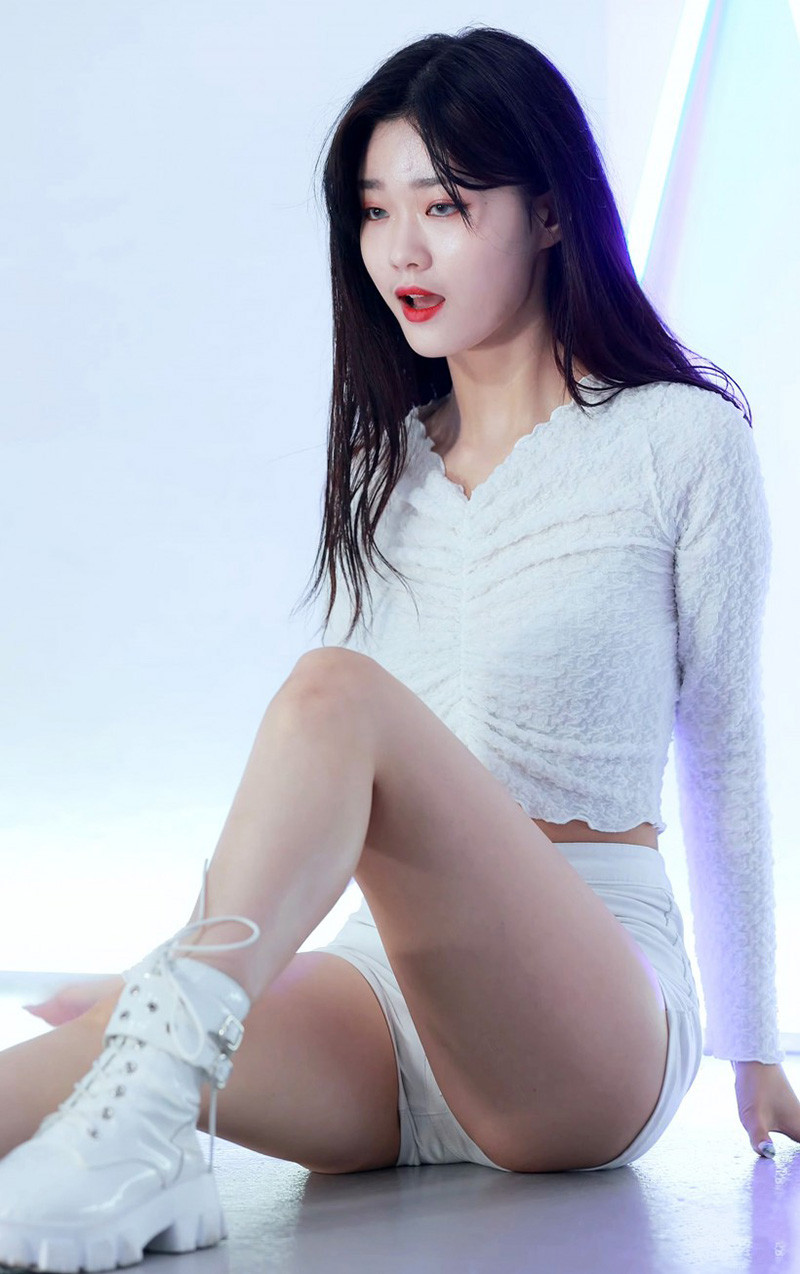 [饭拍]220423韩国女团BABYS舞蹈展示丝袜高清饭拍合集[17v/4.17G]