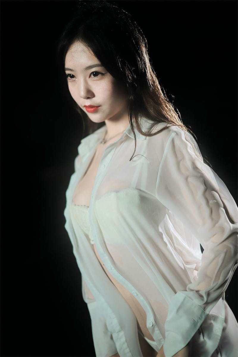 [COSER]微博COSER抖娘-利世全套随包视频预览图 2